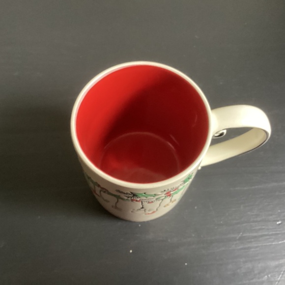 DESIGNZ SPECTRUM HOLIDAY EMBOSSED CHRISTMAS MUG “ JOY, LOVE” NWT - Picture 4 of 5